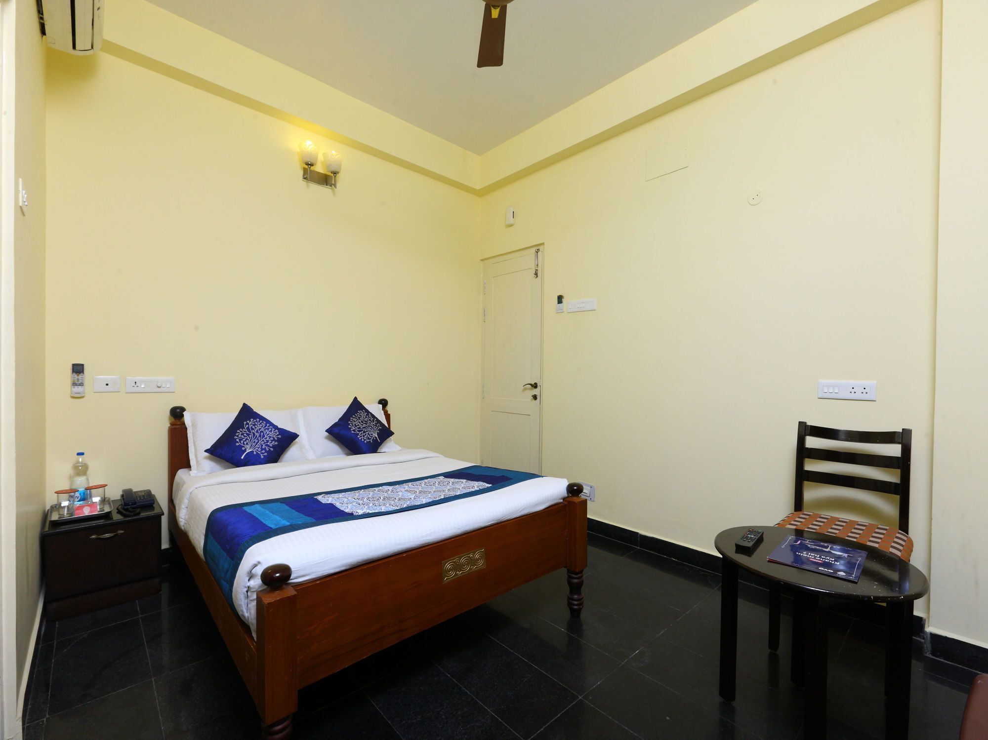 Oyo 10630 Hotel Nano Turf Maduráj Kültér fotó