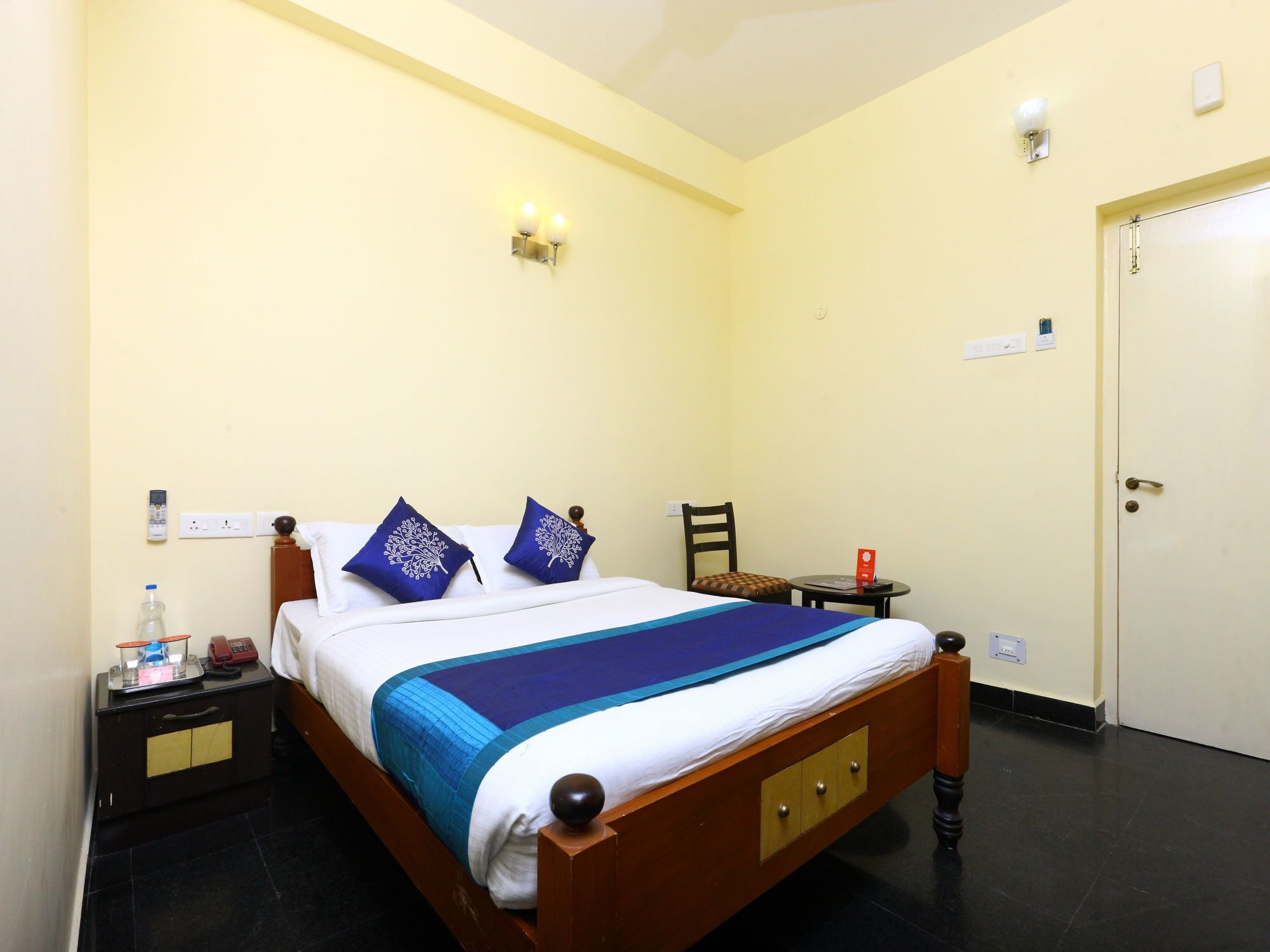 Oyo 10630 Hotel Nano Turf Maduráj Kültér fotó